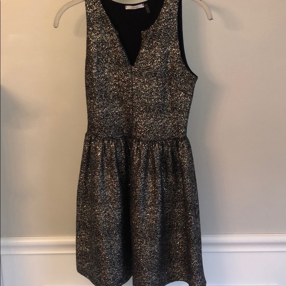 Soprano sparkly dress
